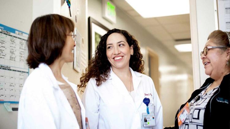 Diana Robles, MD, (center) is part of UCSF's Differences Matters initiative that aims to increase diversity among faculty, residents and professional staff. From left to right are nurse Nadine Quan, Robles and nurse Elba Melara.